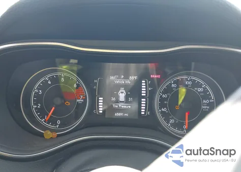 2020 Jeep Cherokee Altitude Fwd from USA, damaged, VIN 1C4PJLLB8LD640514